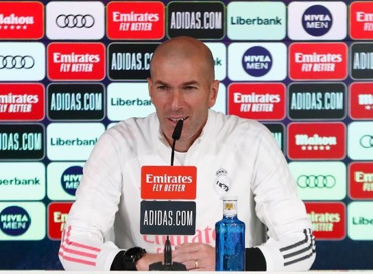 Zidane fala em coletiva pré-jogo contra o Atletico de Madrid