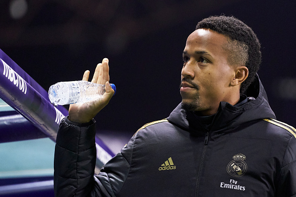 Éder Militão desperta interesse do Liverpool