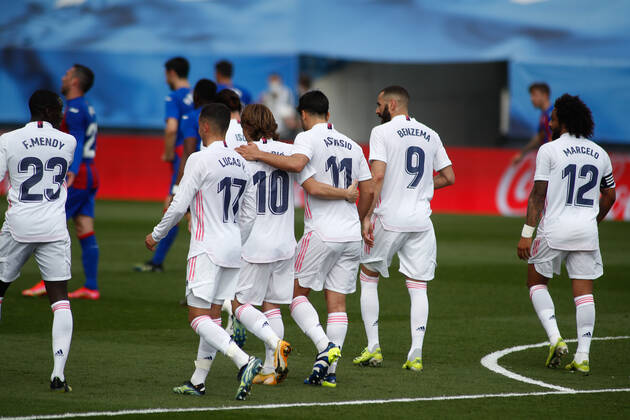 Asensio comemora um dos gols do Real Madrid.
