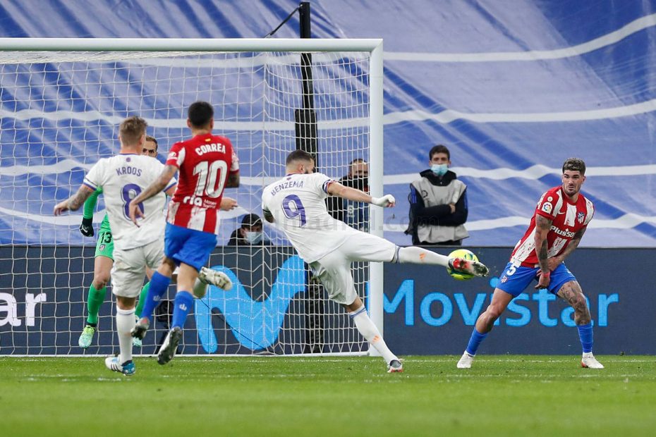 Vini Jr. dá duas assistências e Real Madrid vence Dérbi no Bernabéu