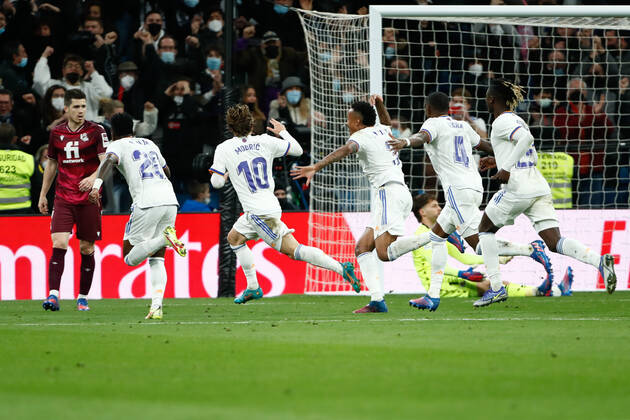 De virada e com golaços, Real Madrid goleia Real Sociedad