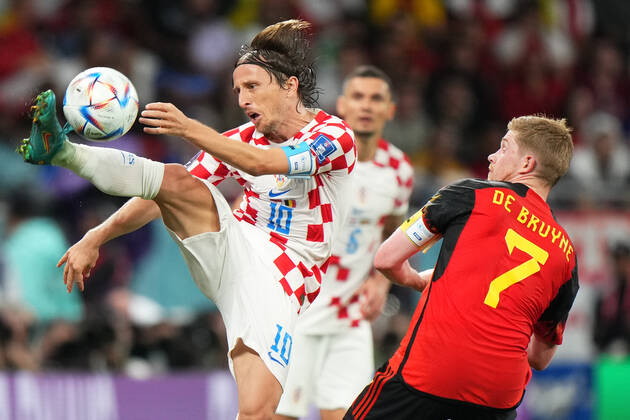 Em duelo de madridistas, Croácia empata com Bélgica e segue na Copa