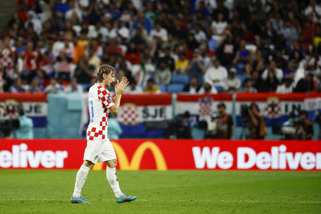 Croácia, de Modric, empata com Japão, mas avança nos pênaltis