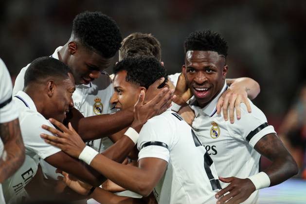 Rodrygo brilha, marca dois e Real Madrid é campeão da Copa do Rei