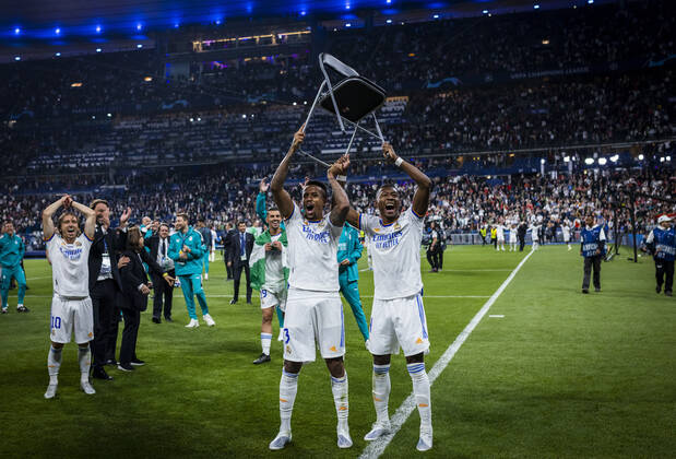Real Madrid encara Napoli na Champions; veja grupo completo