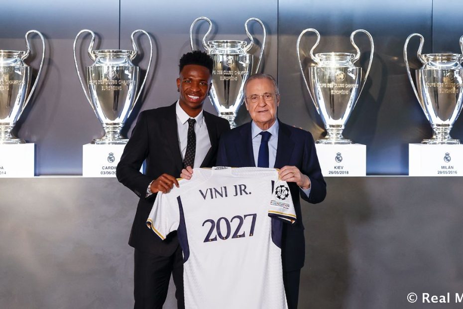 Vini Jr renova com o Real Madrid até 2027