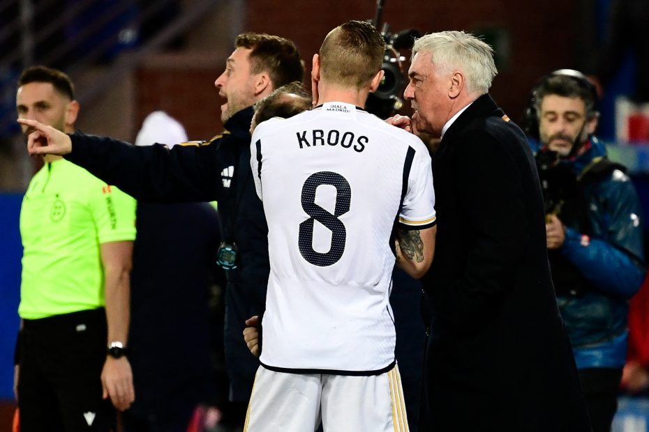 Ancelotti: "Kroos é um dos melhores meias da história do futebol"