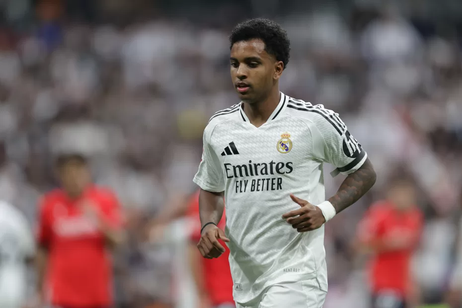 Rodrygo retorna e Real Madrid anuncia relacionados contra Getafe