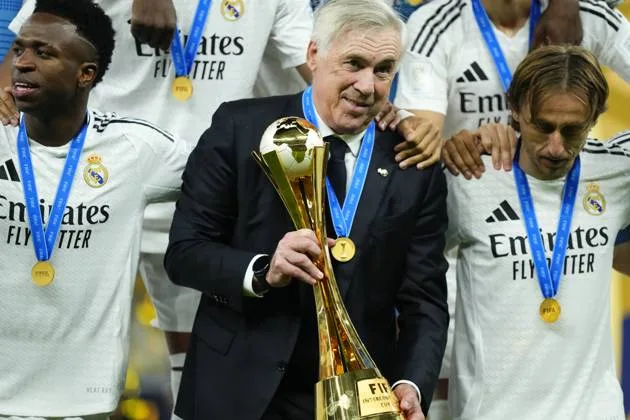 Ancelotti torna-se treinador com mais títulos pelo Real Madrid