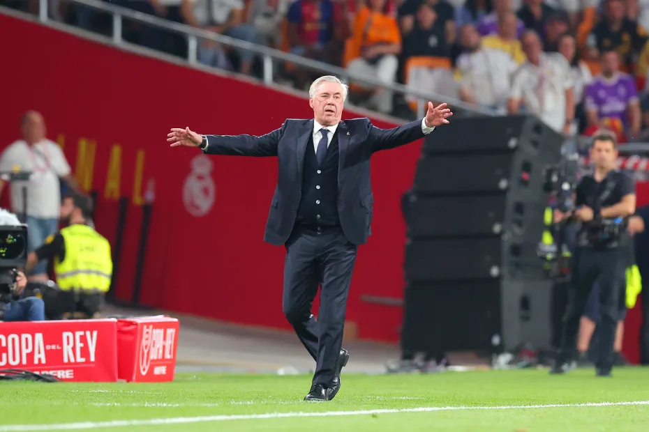 Ancelotti comenta derrota e diz: "Meu futuro será resolvido nas próximas semanas