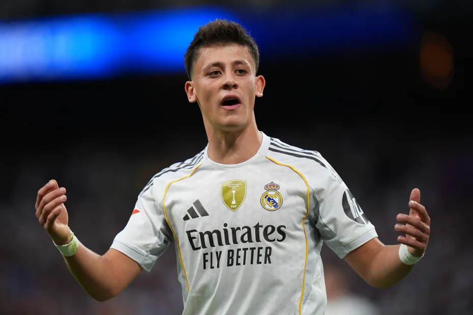 Arda Güler é eleito o melhor jogador de outubro do Real Madrid