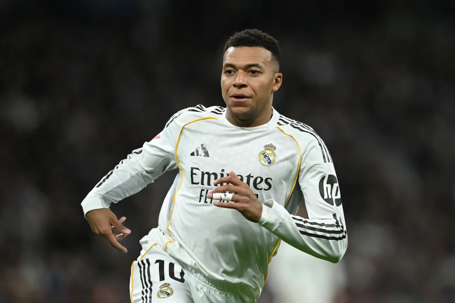 Mbappé viaja para Arábia e pode ser surpresa para Supercopa